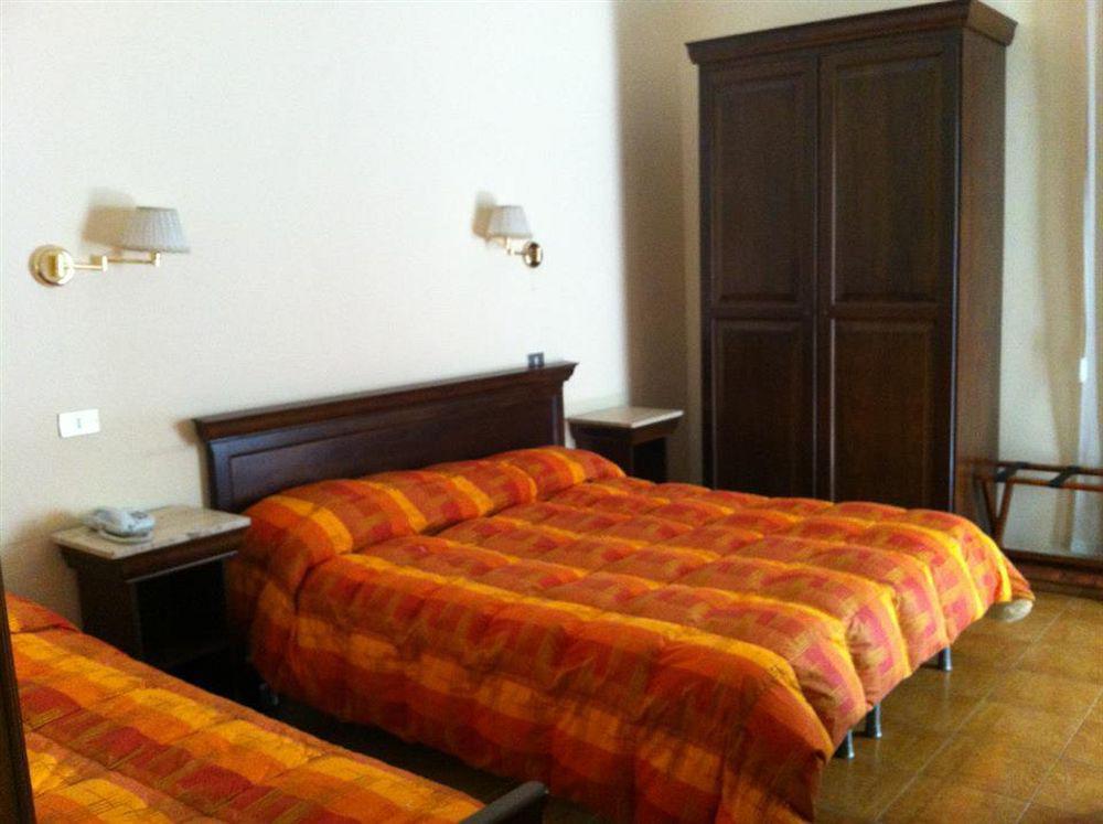 Hotel Cappello Lecce Exteriér fotografie